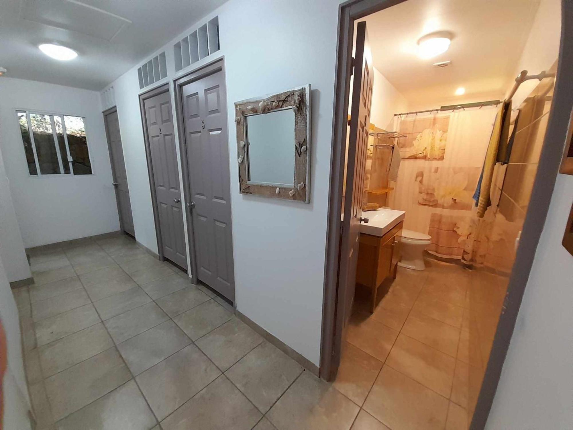 Fare Arana Moorea Guesthouse Atiha Rom bilde