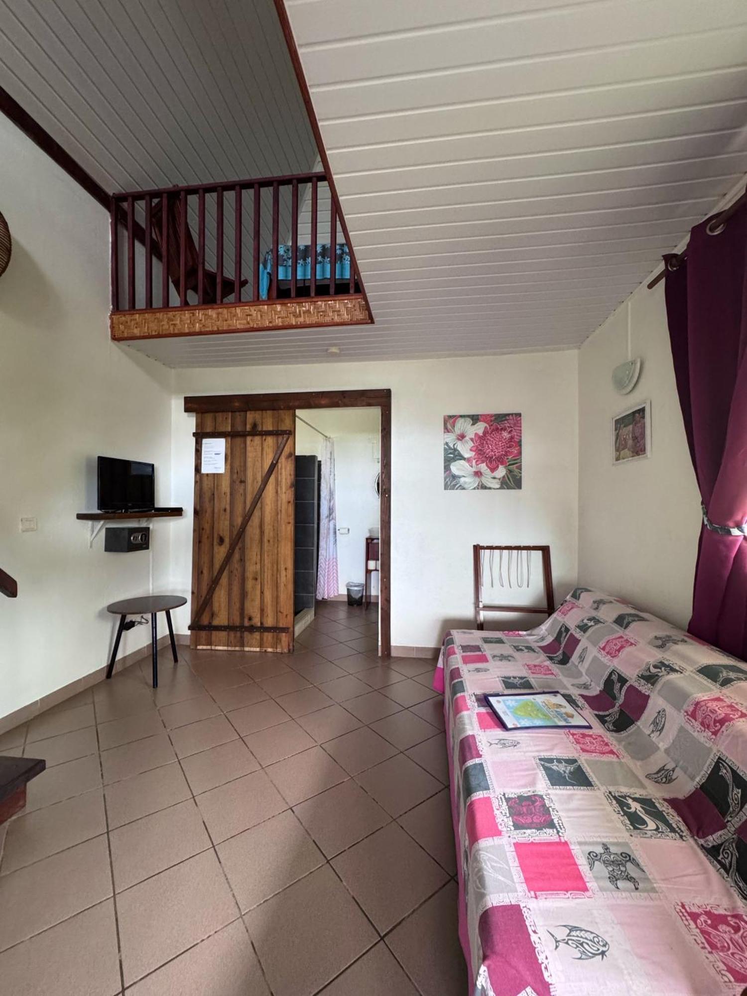 Fare Arana Moorea Guesthouse Atiha Rom bilde